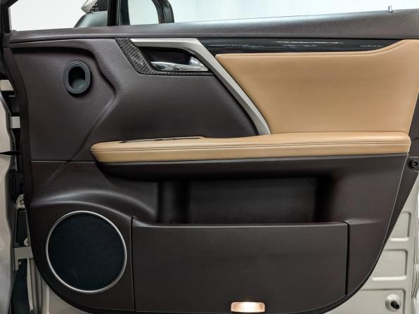 Lexus RX IV Рестайлинг с пробегом 2019 года, цена 3 500 000 рублей, 156000 км, внедорожник, Автокод Объявления