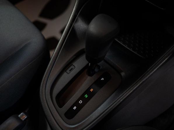 Toyota Yaris IV с пробегом 2020 года, цена 1 090 300 рублей, 60241 км, хэтчбек, Автокод Объявления