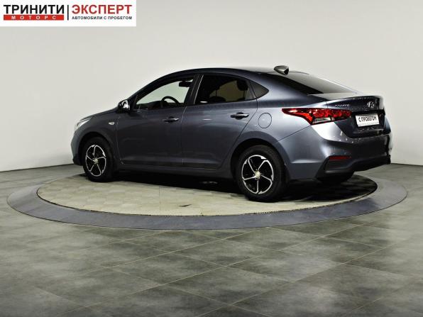 Hyundai Solaris II с пробегом 2017 года, цена 1 197 000 рублей, 143488 км, седан, Автокод Объявления