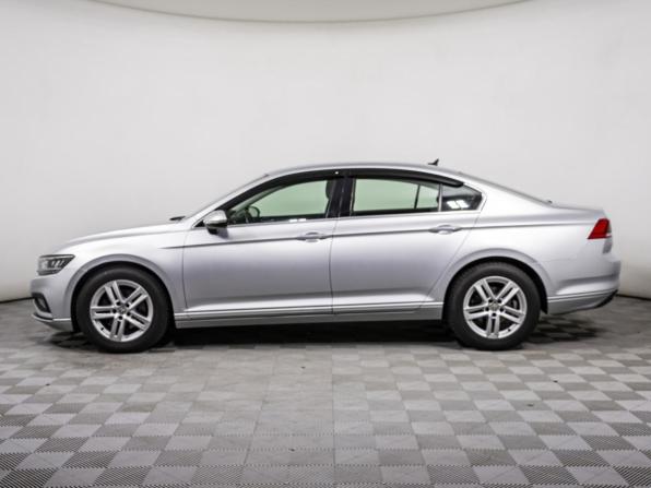 Volkswagen Passat B8 Рестайлинг с пробегом 2019 года, цена 2 178 000 рублей, 171146 км, седан, Автокод Объявления
