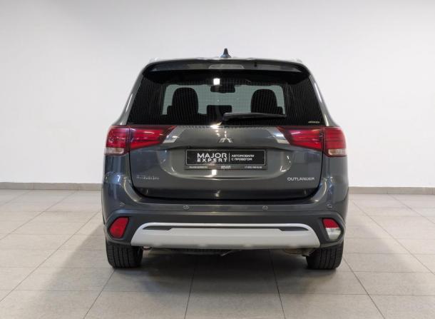 Mitsubishi Outlander III Рестайлинг 3 с пробегом 2019 года, цена 2 350 000 рублей, 151000 км, внедорожник, Автокод Объявления