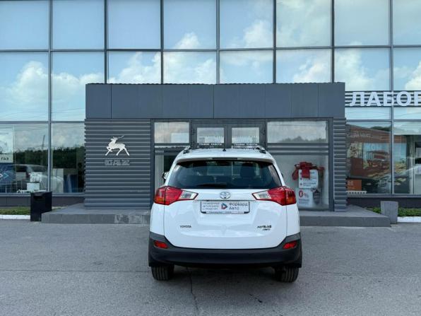 Toyota RAV4 IV (XA40) с пробегом 2015 года, цена 2 350 000 рублей, 114000 км, внедорожник, Автокод Объявления