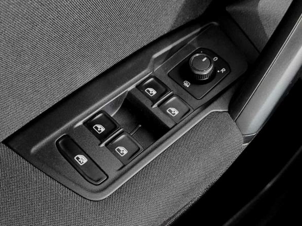 Volkswagen Tiguan II с пробегом 2018 года, цена 1 870 000 рублей, 163151 км, внедорожник, Автокод Объявления