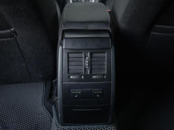 Skoda Octavia II (A5) Рестайлинг с пробегом 2012 года, цена 799 000 рублей, 236000 км, лифтбек, Автокод Объявления