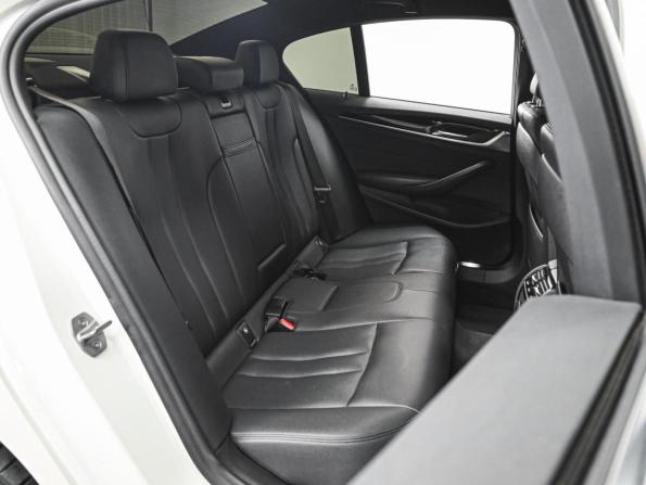 BMW 5 серии VII (G30/G31/G38) с пробегом 2018 года, цена 2 794 000 рублей, 118436 км, седан, Автокод Объявления