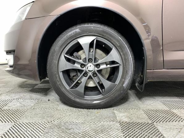 Skoda Octavia III (A7) с пробегом 2013 года, цена 757 000 рублей, 292235 км, лифтбек, Автокод Объявления