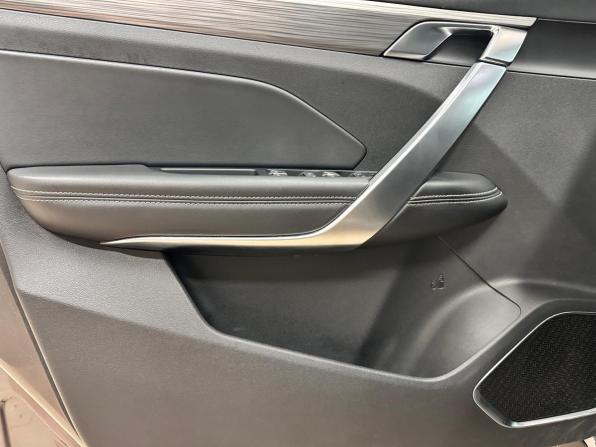 Geely Atlas Pro с пробегом 2023 года, цена 1 885 000 рублей, 50500 км, внедорожник, Автокод Объявления
