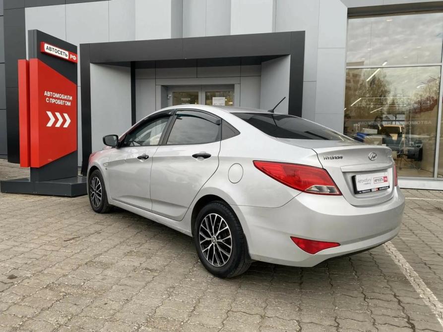 Hyundai Solaris I Рестайлинг Набережные Челны  - изображение 19