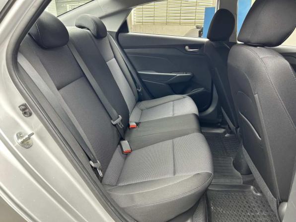 Hyundai Solaris II с пробегом 2017 года, цена 1 357 000 рублей, 62333 км, седан, Автокод Объявления
