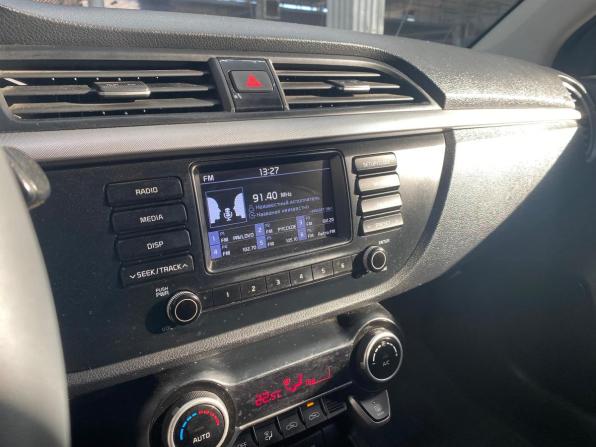 Kia Rio IV с пробегом 2018 года, цена 1 280 000 рублей, 152800 км, седан, Автокод Объявления
