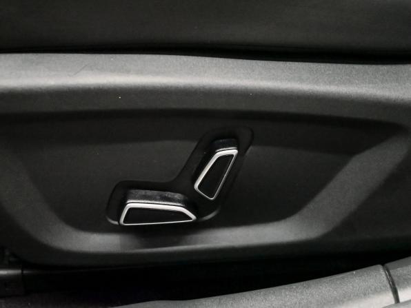 Changan UNI-V I с пробегом 2023 года, цена 2 470 000 рублей, 42754 км, лифтбек, Автокод Объявления