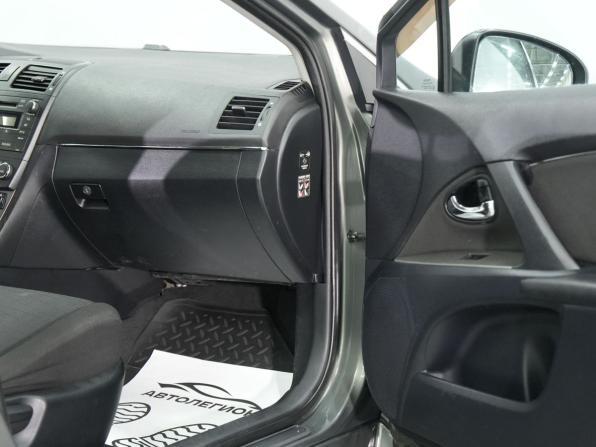 Toyota Avensis III с пробегом 2009 года, цена 920 000 рублей, 203680 км, седан, Автокод Объявления