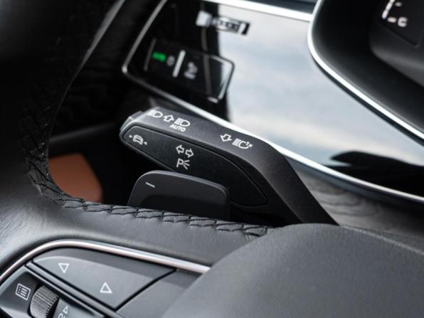 Audi Q8 I (4M) с пробегом 2021 года, цена 7 900 000 рублей, 48907 км, внедорожник, Автокод Объявления