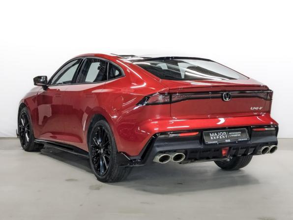 Changan UNI-V I с пробегом 2023 года, цена 2 180 000 рублей, 22077 км, лифтбек, Автокод Объявления