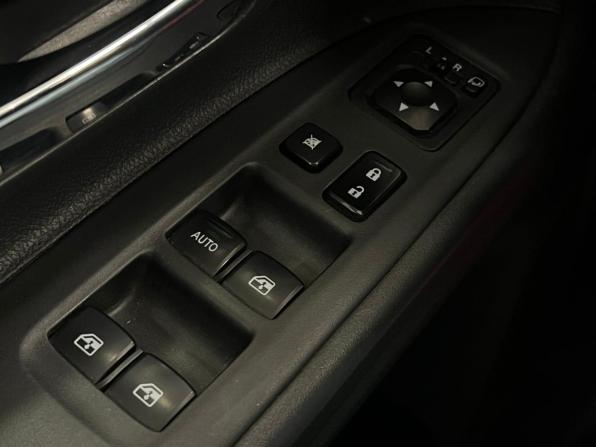 Mitsubishi Outlander III Рестайлинг 2 с пробегом 2017 года, цена 1 699 000 рублей, 189931 км, внедорожник, Автокод Объявления