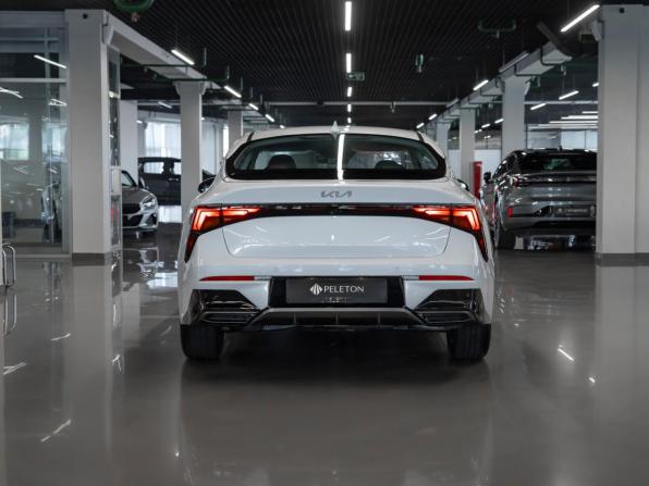 Kia K5 III Рестайлинг с пробегом 2026 года, цена 4 900 000 рублей, 15 км, седан, Автокод Объявления