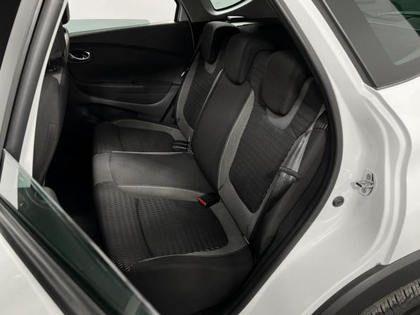 Renault Kaptur I с пробегом 2017 года, цена 1 215 000 рублей, 203929 км, внедорожник, Автокод Объявления
