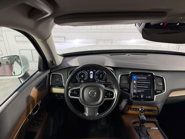 Volvo XC90 II с пробегом 2017 года, цена 2 990 000 рублей, 207000 км, внедорожник, Автокод Объявления