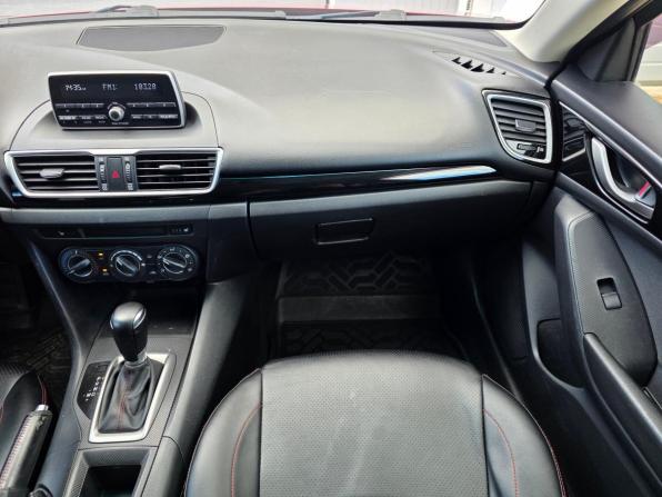 Mazda 3 III (BM) с пробегом 2014 года, цена 1 050 000 рублей, 146100 км, седан, Автокод Объявления