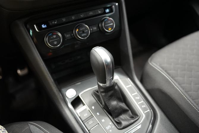 Volkswagen Tiguan II с пробегом 2018 года, цена 2 390 000 рублей, 133987 км, внедорожник, Автокод Объявления