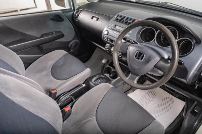Honda Fit I с пробегом 2002 года, цена 239 000 рублей, 338448 км, хэтчбек, Автокод Объявления