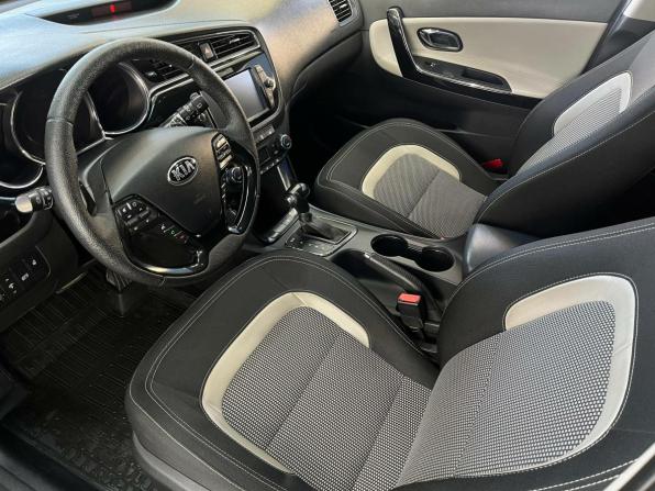 Kia Ceed II Рестайлинг с пробегом 2018 года, цена 1 456 852 рубля, 134527 км, хэтчбек, Автокод Объявления