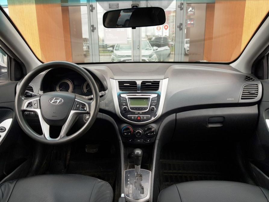 Hyundai Solaris I Брянск  - изображение 11