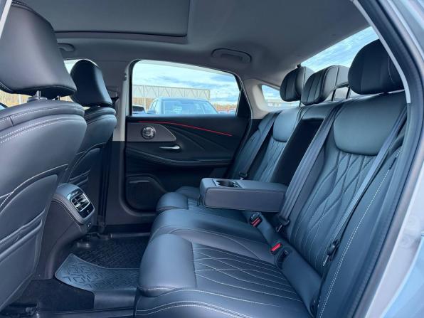 Chery Arrizo 8 с пробегом 2025 года, цена 2 385 000 рублей, 12066 км, седан, Автокод Объявления