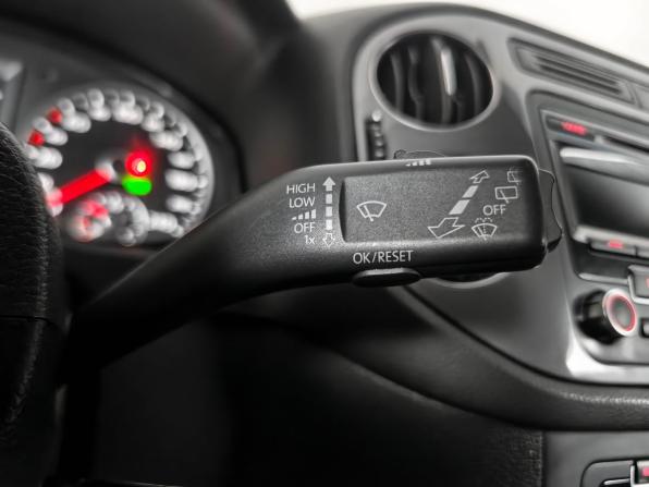 Volkswagen Tiguan I Рестайлинг с пробегом 2012 года, цена 1 077 000 рублей, 258954 км, внедорожник, Автокод Объявления