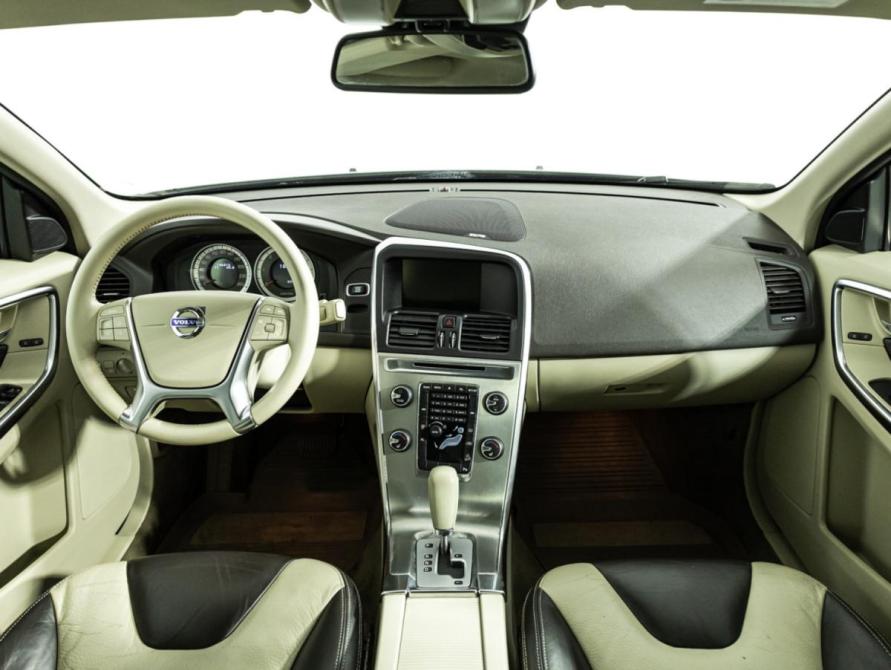 Volvo XC60 I Санкт-Петербург  - изображение 14