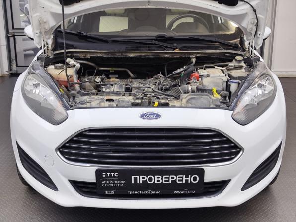 Ford Fiesta Mk6 Рестайлинг с пробегом 2015 года, цена 650 000 рублей, 176064 км, седан, Автокод Объявления