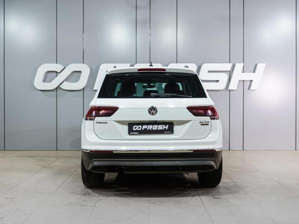 Volkswagen Tiguan II с пробегом 2017 года, цена 2 549 000 рублей, 191356 км, внедорожник, Автокод Объявления