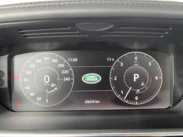 Land Rover Range Rover IV с пробегом 2017 года, цена 4 350 000 рублей, 226248 км, внедорожник, Автокод Объявления