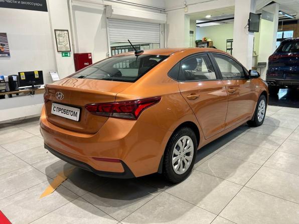 Hyundai Solaris II с пробегом 2017 года, цена 1 199 000 рублей, 97300 км, седан, Автокод Объявления