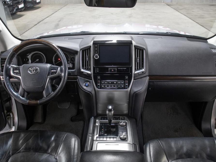 Toyota Land Cruiser 200 Series Рестайлинг 2 Москва  - изображение 15