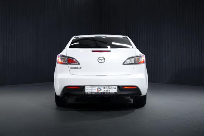 Mazda 3 II (BL) Рестайлинг с пробегом 2012 года, цена 990 000 рублей, 97100 км, седан, Автокод Объявления