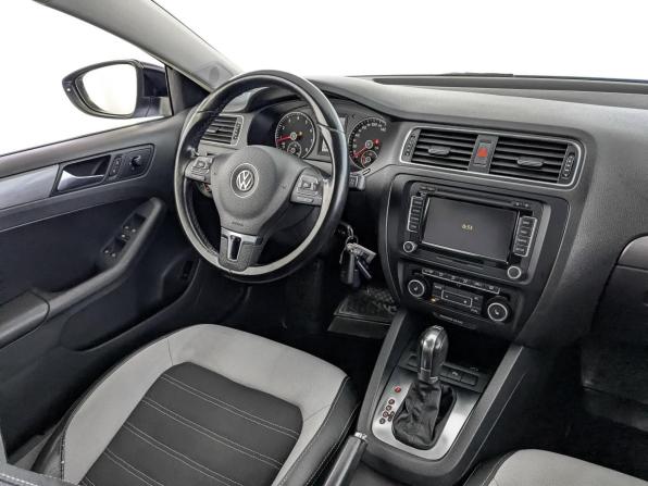 Volkswagen Jetta VI с пробегом 2012 года, цена 995 000 рублей, 184382 км, седан, Автокод Объявления