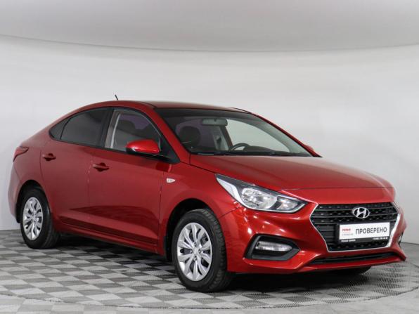 Hyundai Solaris II с пробегом 2017 года, цена 1 340 000 рублей, 90008 км, седан, Автокод Объявления