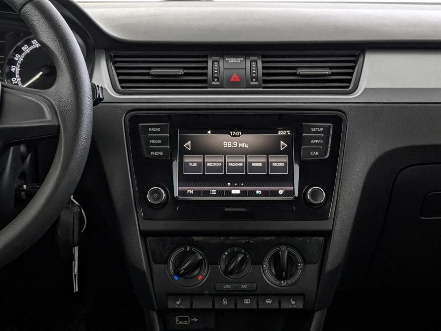 Skoda Rapid I Рестайлинг Москва  - изображение 17