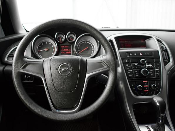 Opel Astra J Рестайлинг с пробегом 2014 года, цена 790 000 рублей, 159253 км, хэтчбек, Автокод Объявления