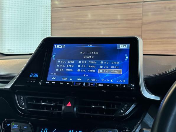 Toyota C-HR I с пробегом 2018 года, цена 2 099 000 рублей, 57200 км, внедорожник, Автокод Объявления