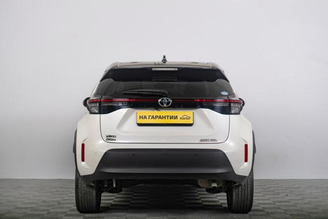 Toyota Yaris Cross с пробегом 2021 года, цена 2 269 000 рублей, 65700 км, внедорожник, Автокод Объявления