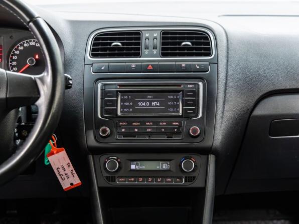 Volkswagen Polo V с пробегом 2013 года, цена 798 000 рублей, 135903 км, седан, Автокод Объявления
