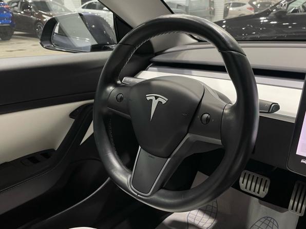 Tesla Model 3 I с пробегом 2019 года, цена 3 050 000 рублей, 94074 км, седан, Автокод Объявления