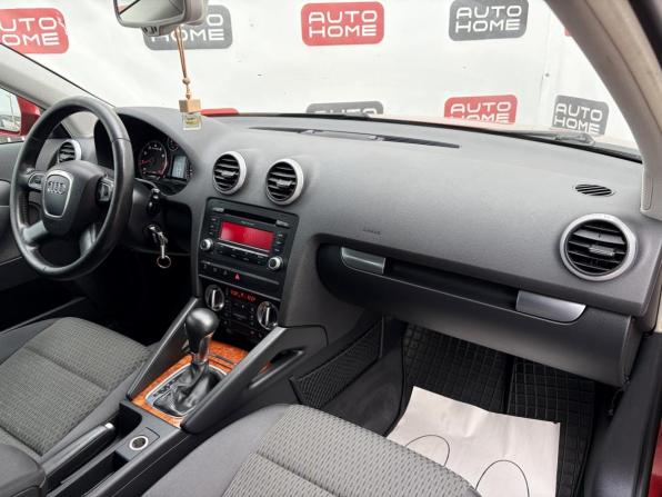 Audi A3 II (8P) Рестайлинг 2 с пробегом 2009 года, цена 699 990 рублей, 228000 км, хэтчбек, Автокод Объявления