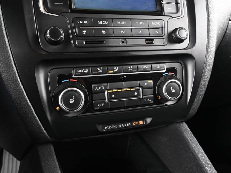 Volkswagen Jetta VI Ростов-на-Дону  - изображение 13
