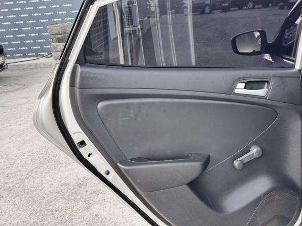 Hyundai Solaris I с пробегом 2013 года, цена 759 000 рублей, 186767 км, седан, Автокод Объявления