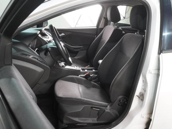 Ford Focus III Рестайлинг с пробегом 2016 года, цена 1 169 000 рублей, 120313 км, седан, Автокод Объявления