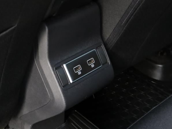 Renault Kaptur I Рестайлинг с пробегом 2020 года, цена 1 599 000 рублей, 103000 км, внедорожник, Автокод Объявления