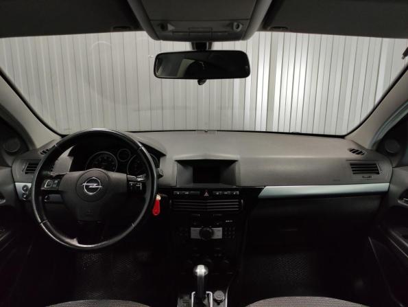 Opel Astra H Рестайлинг с пробегом 2008 года, цена 495 000 рублей, 269230 км, седан, Автокод Объявления